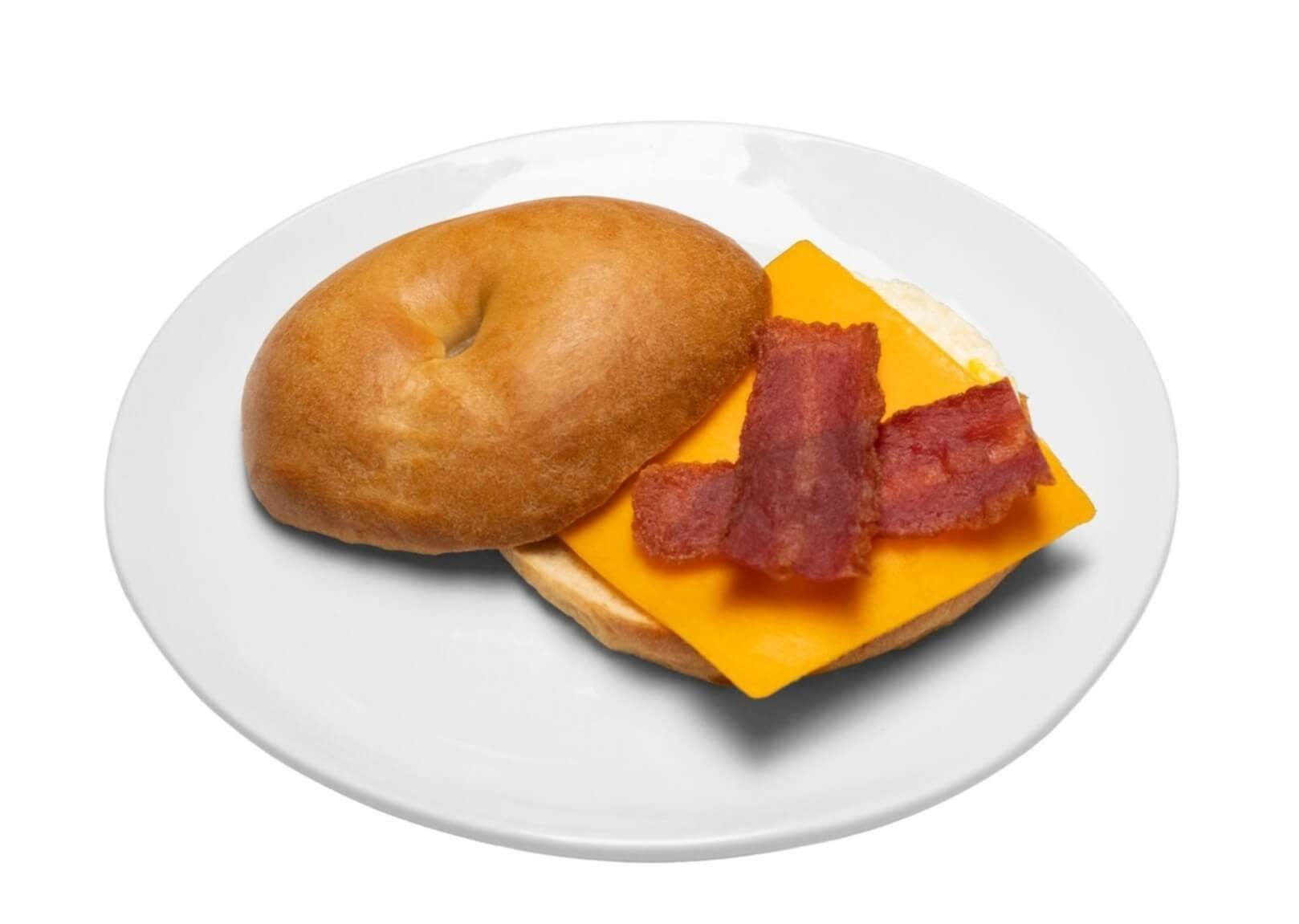 https://theprepkitchen.com/cdn/shop/products/Bacon-Egg-Cheese-Bagel-Image-1-Prep-Kitchen_2000x.jpg?v=1674828374